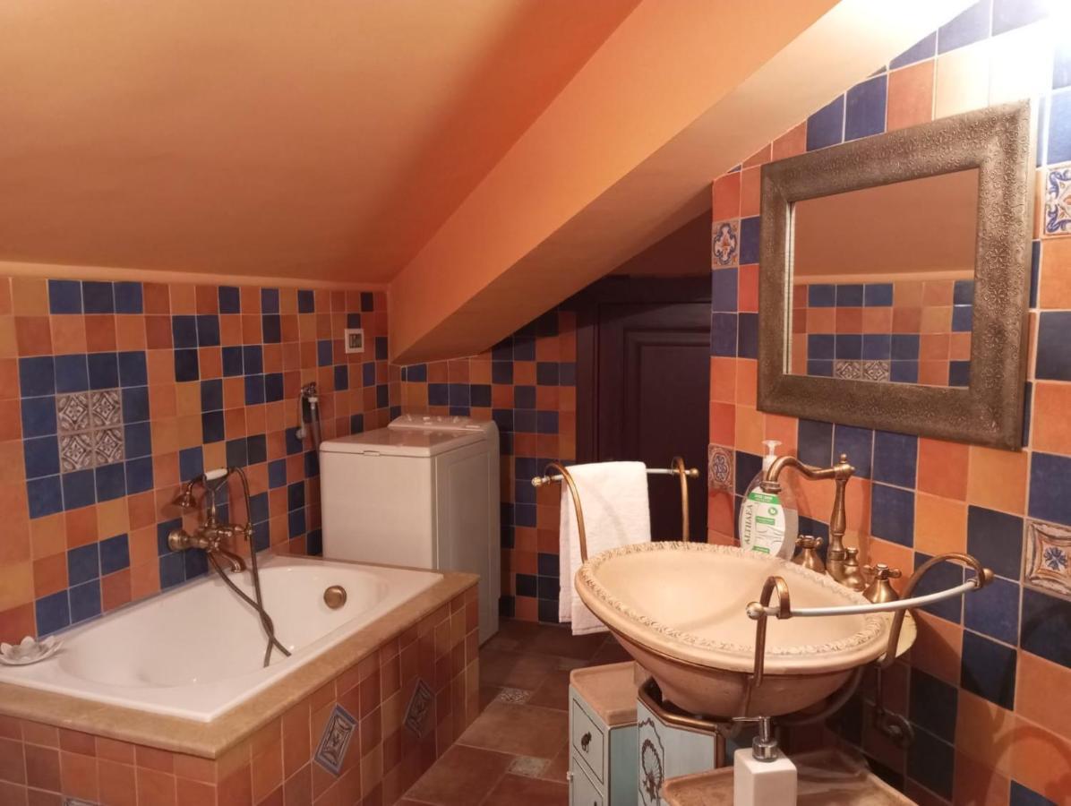 La Casa Di Enza Lägenhet Santa Margherita di Belice Exteriör bild